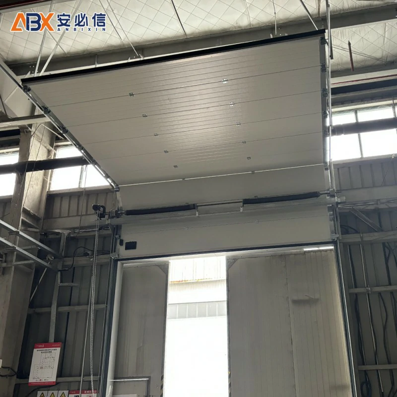 伊春市垂直提升门